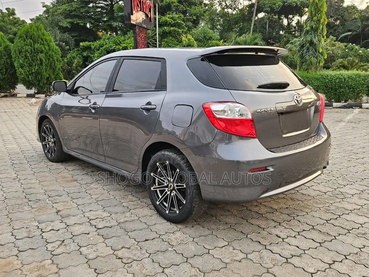 Toyota Matrix 2011 Gray