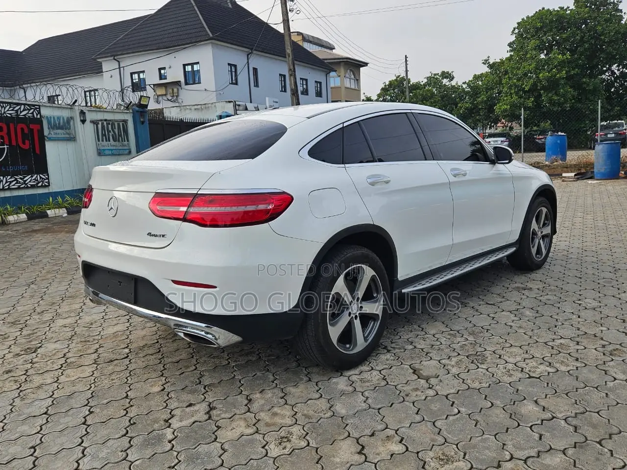 Mercedes-Benz GLC-Class 2017 White