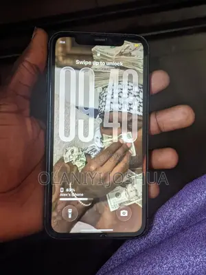 Apple iPhone 11 64 GB Black