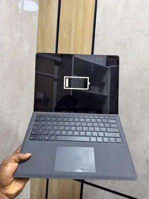 Laptop Microsoft Surface Laptop 2 16GB Intel Core i7 SSD 512GB