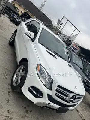 Mercedes-Benz GLE-Class GLE 350d 4MATIC 2017 White