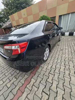 Toyota Camry SE 4dr Sedan (2.5L 4cyl 6A) 2014 Blue