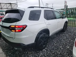 New Honda Pilot Touring AWD 2025 White