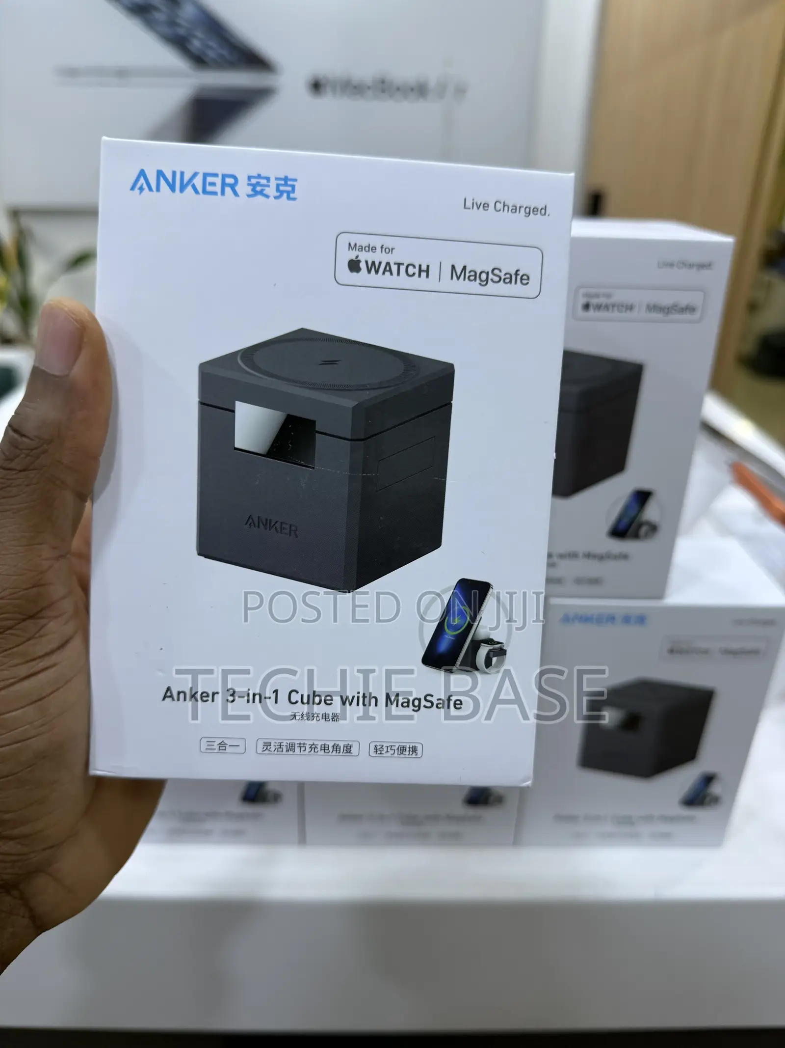 Anker 3-in-1 Cube With Magsafe