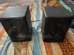 Behringer Studio Monitor Speakers - Pair (2x)