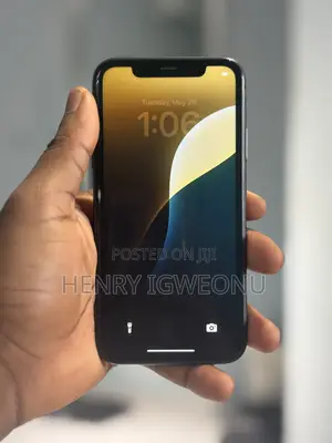 Apple iPhone 11 64 GB Black