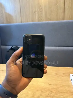 Apple iPhone 11 64 GB Black