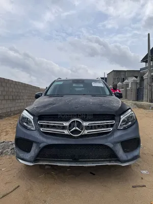 Mercedes-Benz GLE-Class GLE 350 2016 Blue