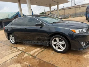 Toyota Camry 2013 Black