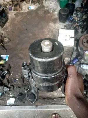 Tokunbo Engine Mount From Lexus Rx350/Es350