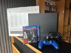 Very Neat  Ps4 Pro 1tb 2pads Disk Games