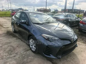 Toyota Corolla LE Premium 4dr Sedan (1.8L 4cyl CVT) 2015 Gray