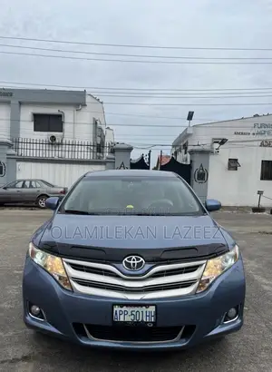 Toyota Venza 2010 Blue