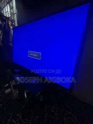 Scanfrost 32 Inches Led Tv