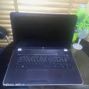 Laptop HP Pavilion 17 8GB AMD A4 HDD 128GB