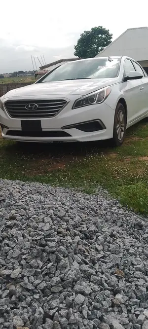 Hyundai Sonata 2017 White