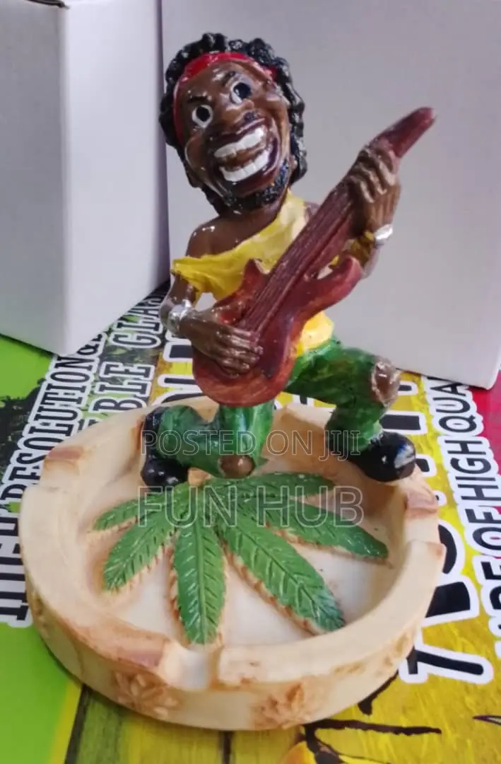 Artistic Ash Tray