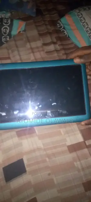 Laptop Dell Inspiron Duo 4GB Intel Atom SSHD (Hybrid) 256GB