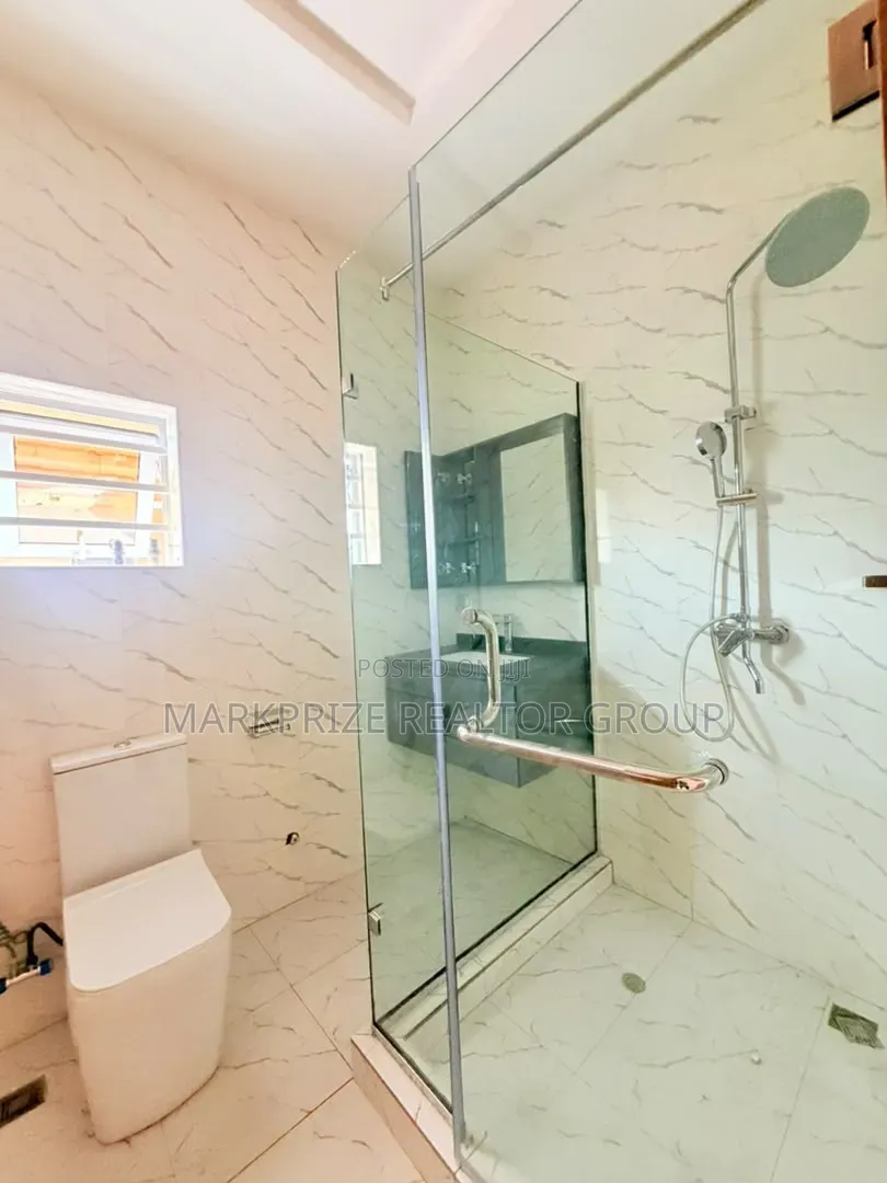 5bdrm Duplex in Magodo Gra Phase 2 for sale