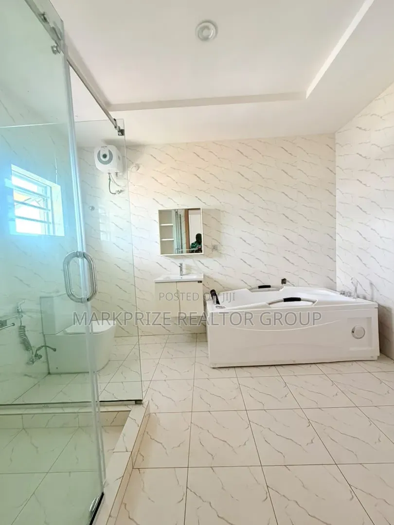 5bdrm Duplex in Magodo Gra Phase 2 for sale