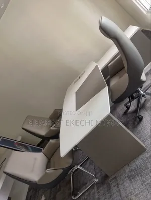 1.8 M Executive Table