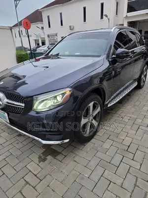 Mercedes-Benz GLC-Class 2016 Blue
