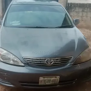 Toyota Camry 2004 Blue