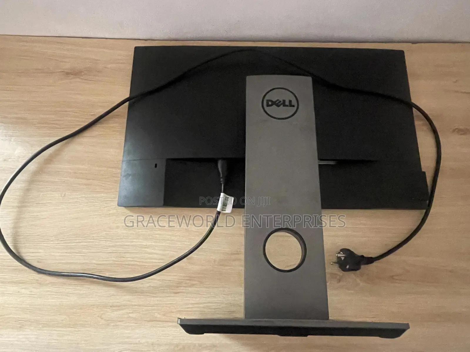 Desktop Computer Dell 16GB Intel Core i3 SSD 512GB