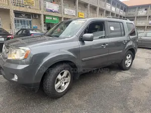 Honda Pilot 2011 Gray