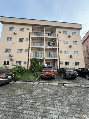 3bdrm Apartment in Golf Estates Ph, Amadi-Ama for sale