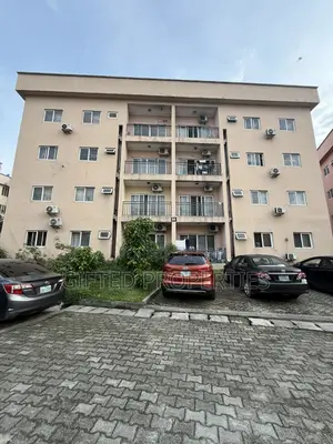3bdrm Apartment in Golf Estates Ph, Amadi-Ama for sale