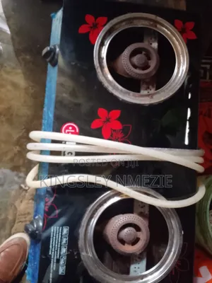 Lg Very Clean Gass Table Top and Cylinder