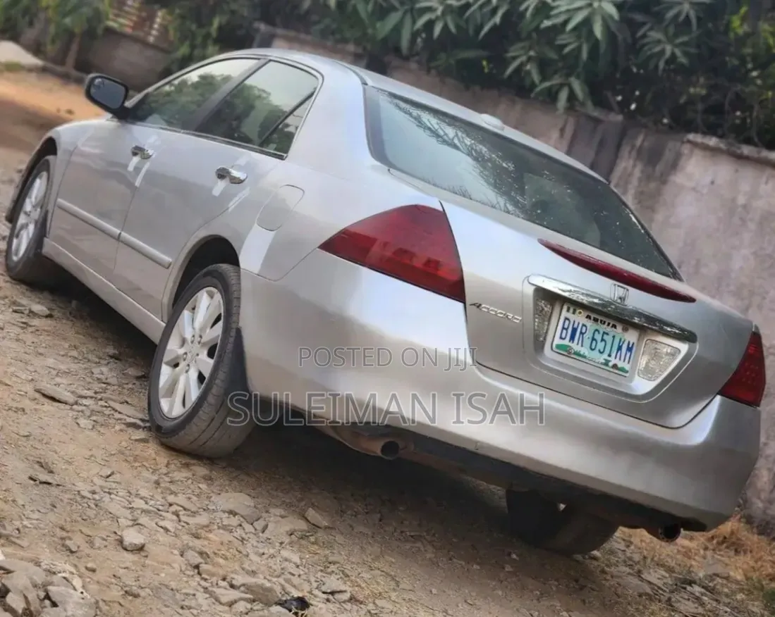 Honda Accord 2007 Silver