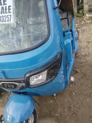 Bajaj Avenger 220 Street 2000 Blue