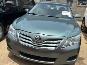 Toyota Camry 2010