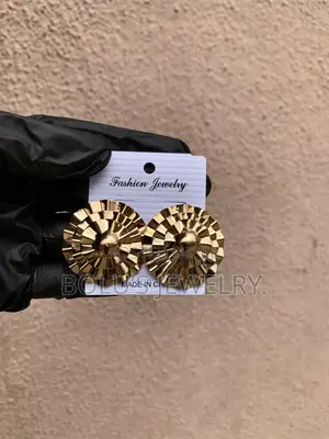 Bold Earring