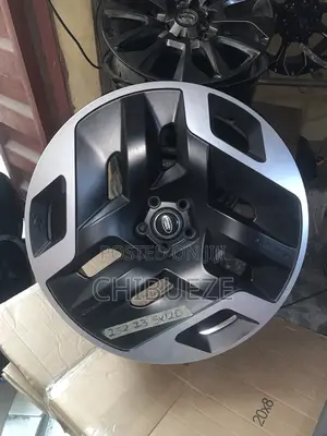 Brand New 23”Range Rover Rim and Tyres