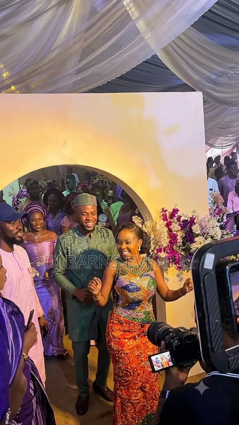 Dj Service For Wedding