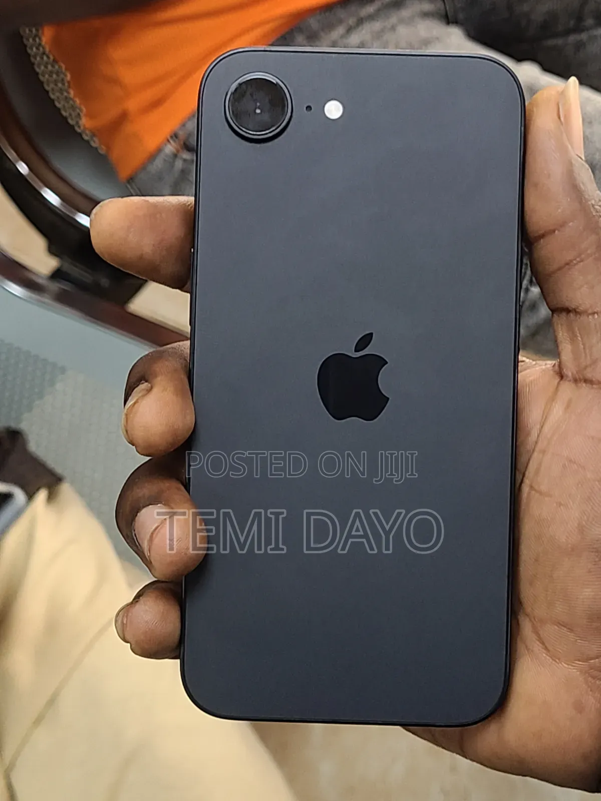 Apple iPhone 16e 128 GB Black