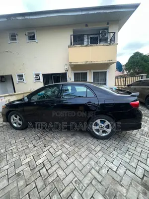 Toyota Corolla 2013 Black