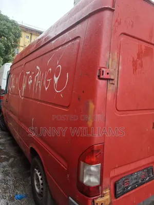 Mercedes-Benz Sprinter 2005 Red