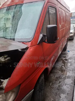 Mercedes-Benz Sprinter 2005 Red