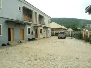 1bdrm Block of Flats in Jikwoyi Phase 1 for rent