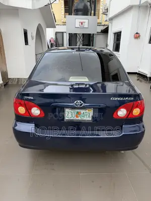Toyota Corolla LE 2005 Blue