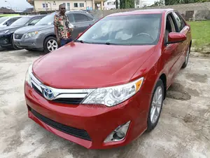 Toyota Camry 2014 Red