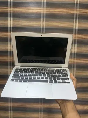 Laptop Apple MacBook Air 2012 8GB Intel Core i7 SSD 128GB