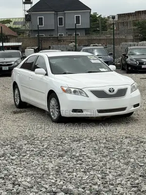 Toyota Camry LE 4dr Sedan (2.4L 4cyl 5A) 2009 White