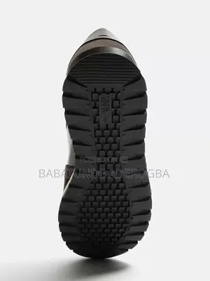 Zara Brown Sneakers
