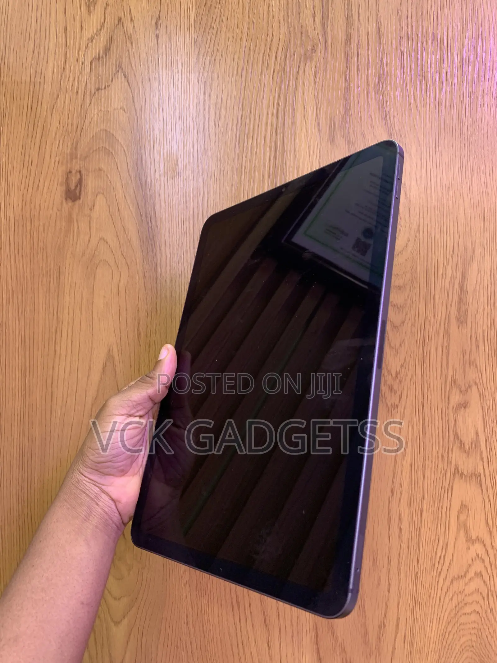 Apple iPad Air (2022) 64 GB Gray