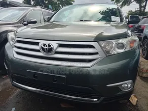 Toyota Highlander 2012